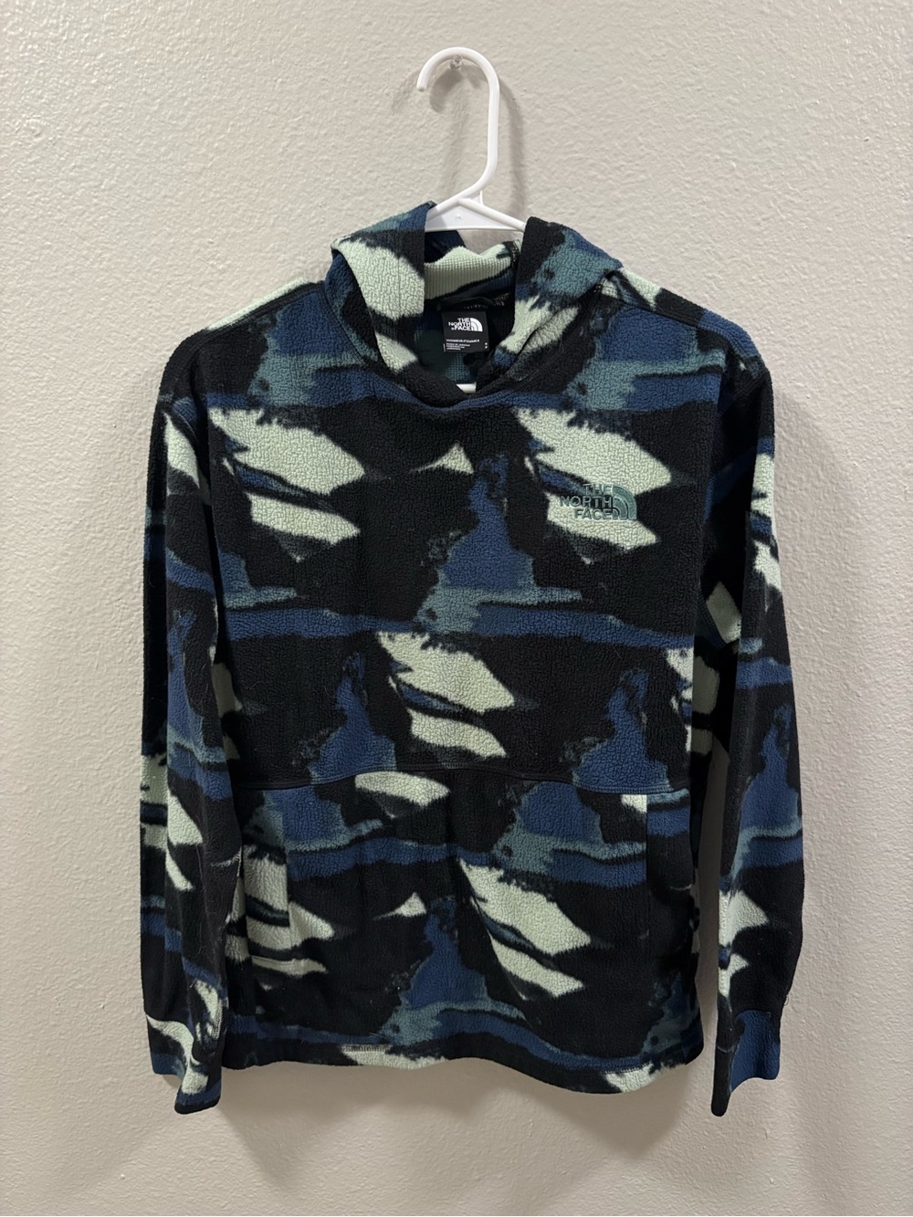 The North Face Women’s Blue & Black Patterned Fleece Pullover Hoodie
